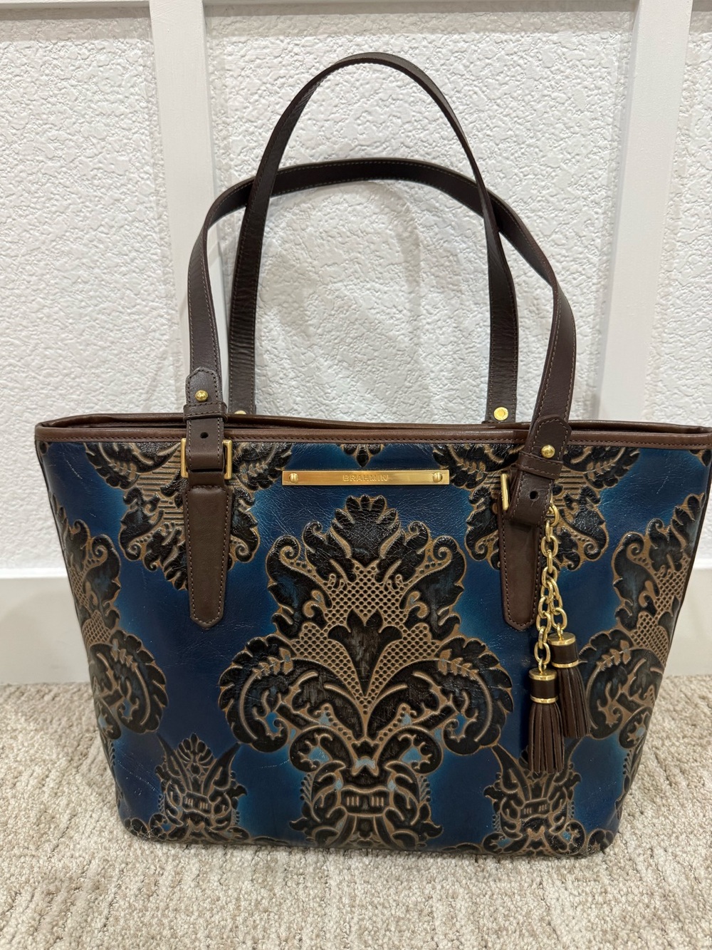 Brahmin Blue & Brown Damask Embossed Medium Asher Navy Fresco Tote w/card - Picture 2 of 10